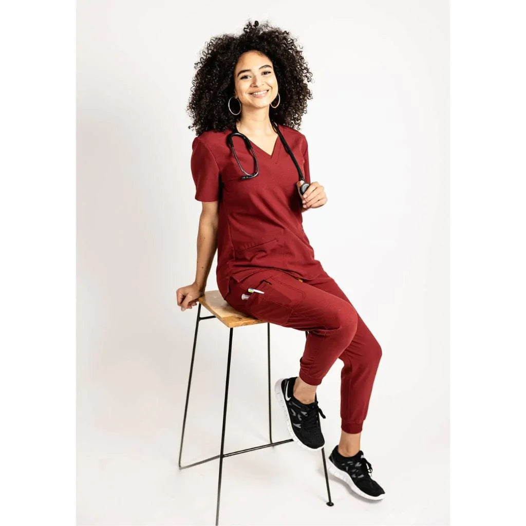 How to Wear Jogger Scrubs: What Shoes to Wear With Jogger Scrubs & Other Style Tips