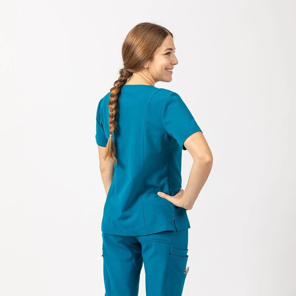 What are the Best Nursing Scrubs in 2025?